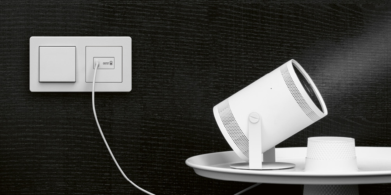 Ladegerät USB PD 60 bei ETEK GmbH - Elektrotechnik Kochertal in Hüttlingen